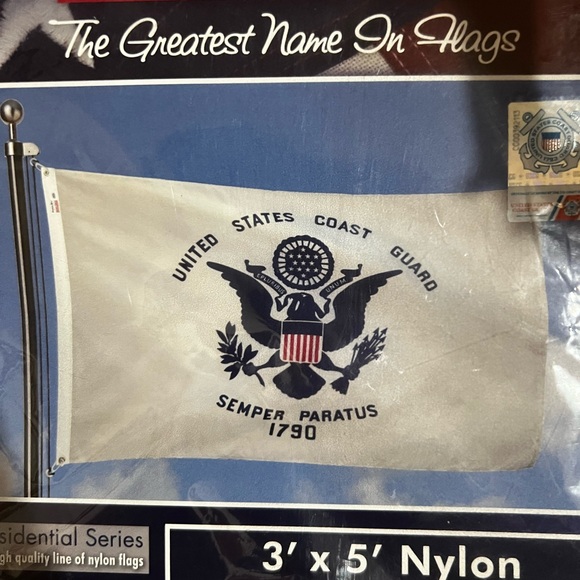 “U. S. Coast Guard Semper Paratus 1970” Nylon flag brand new in package USA made - Picture 4 of 5